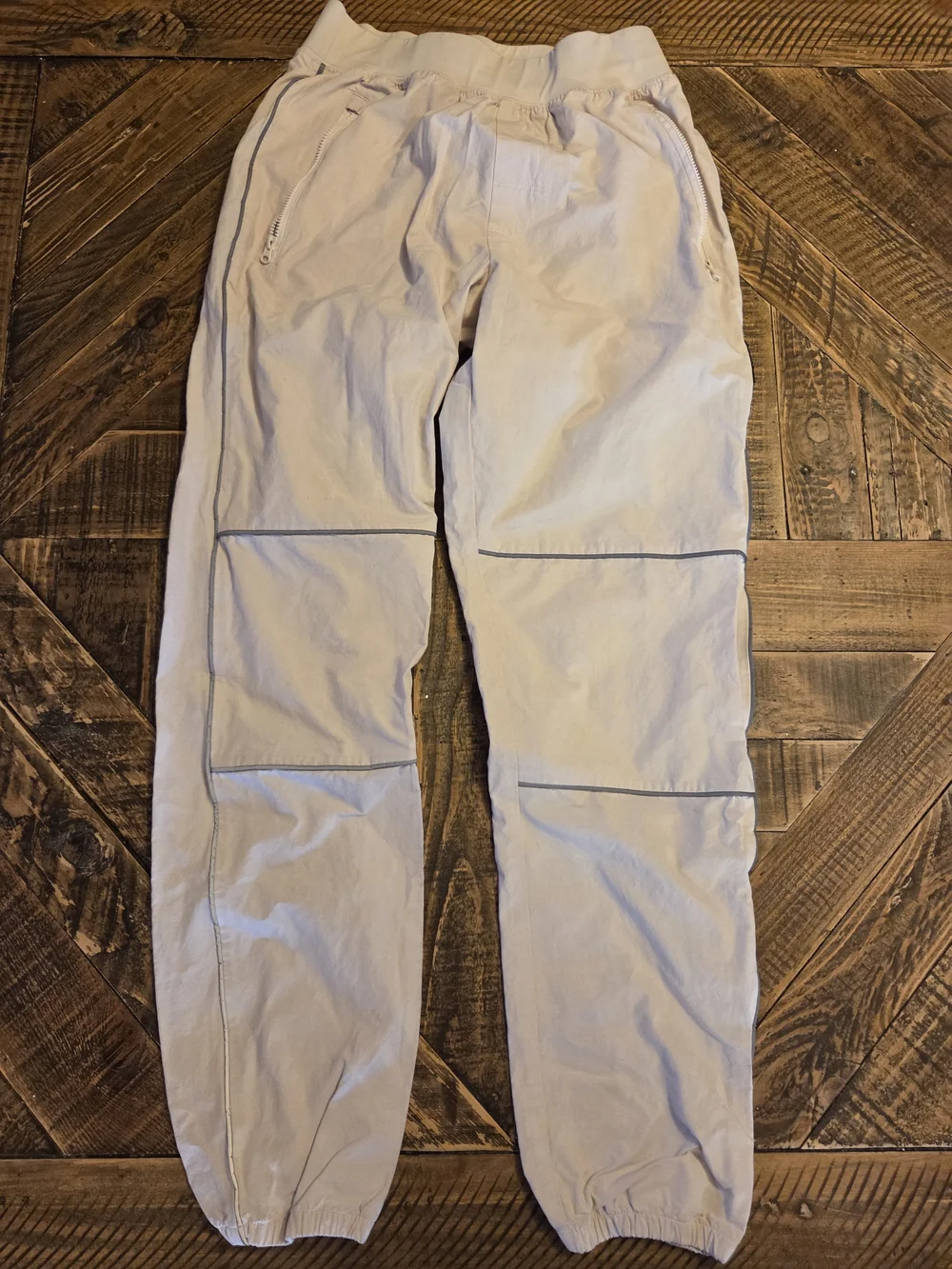 Alo Yoga Alo Yoga  Torrent Track Sweatpant - Bone Size Small